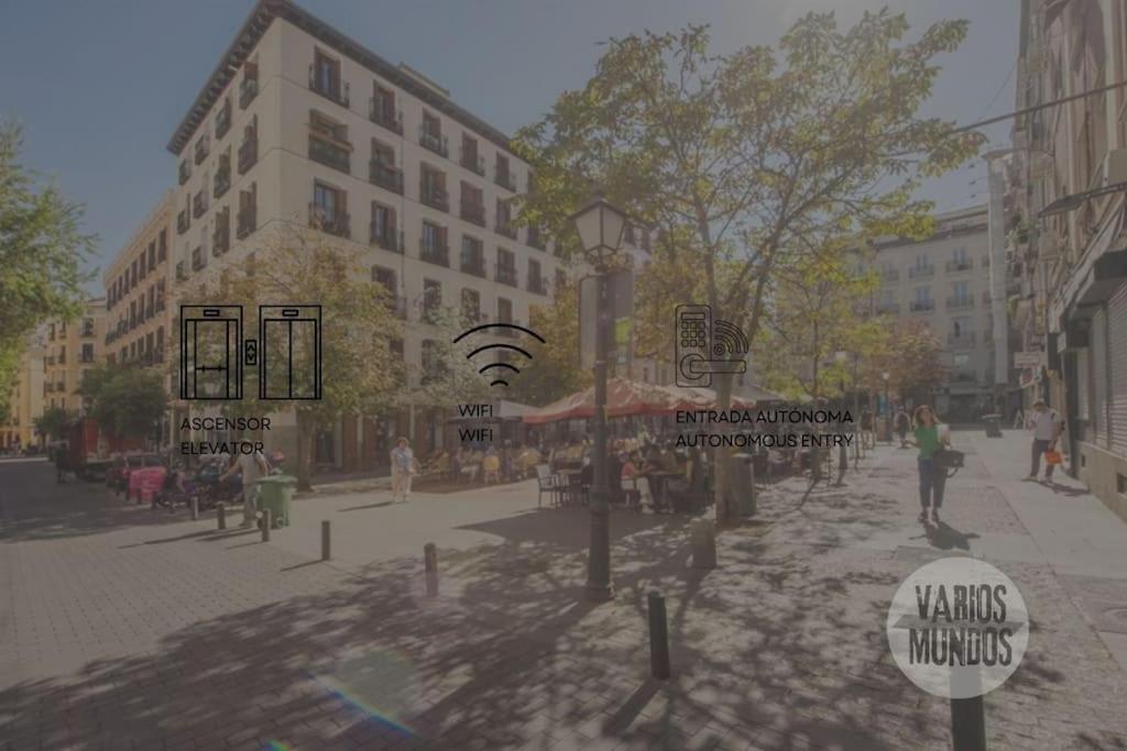 Super Cool 4pax En Plaza De Chueca * Madri